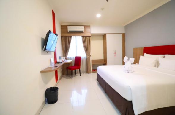 Moritz Hotel Rsab Harapan Kita Jakarta Extérieur photo